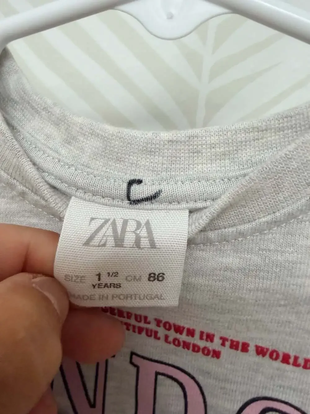 Zara Toddler Girls London Graphic T-Shirt with Bow Detail